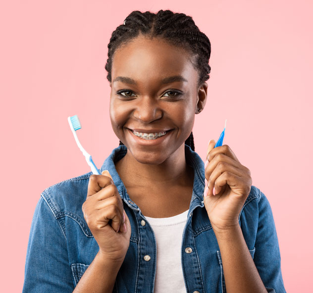 Cleaning your teeth with braces